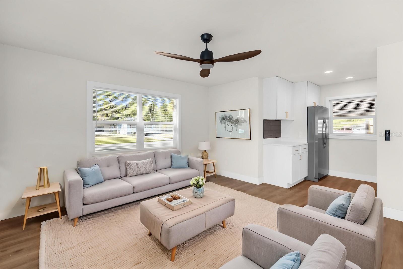 Image 7 of 18 For 206 Woodmere Boulevard