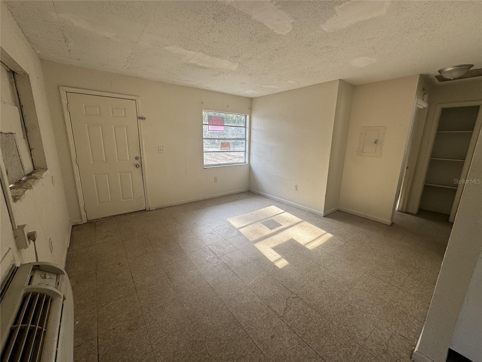 Image 8 of 8 For 505 Kilgore Street