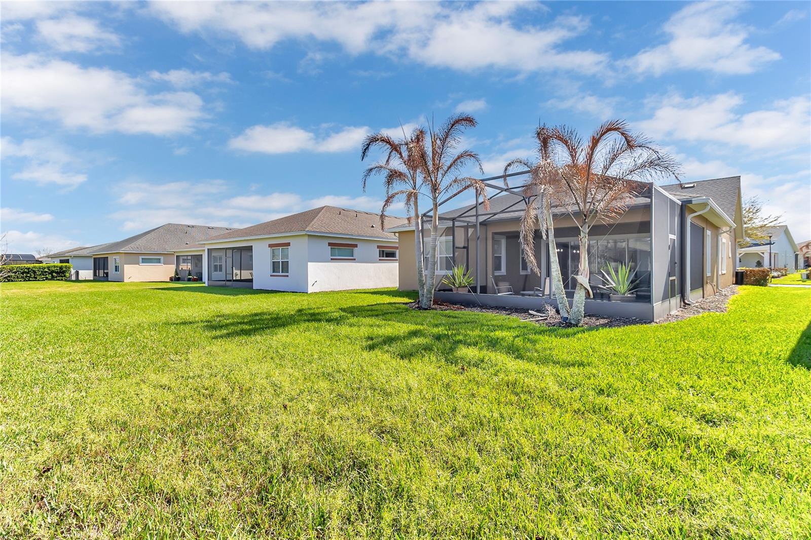 Image 24 of 39 For 5017 Fountainwood Drive