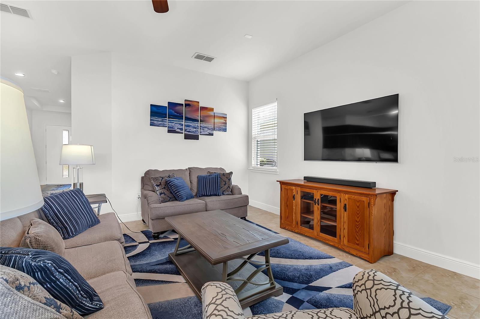 Image 8 of 39 For 5017 Fountainwood Drive