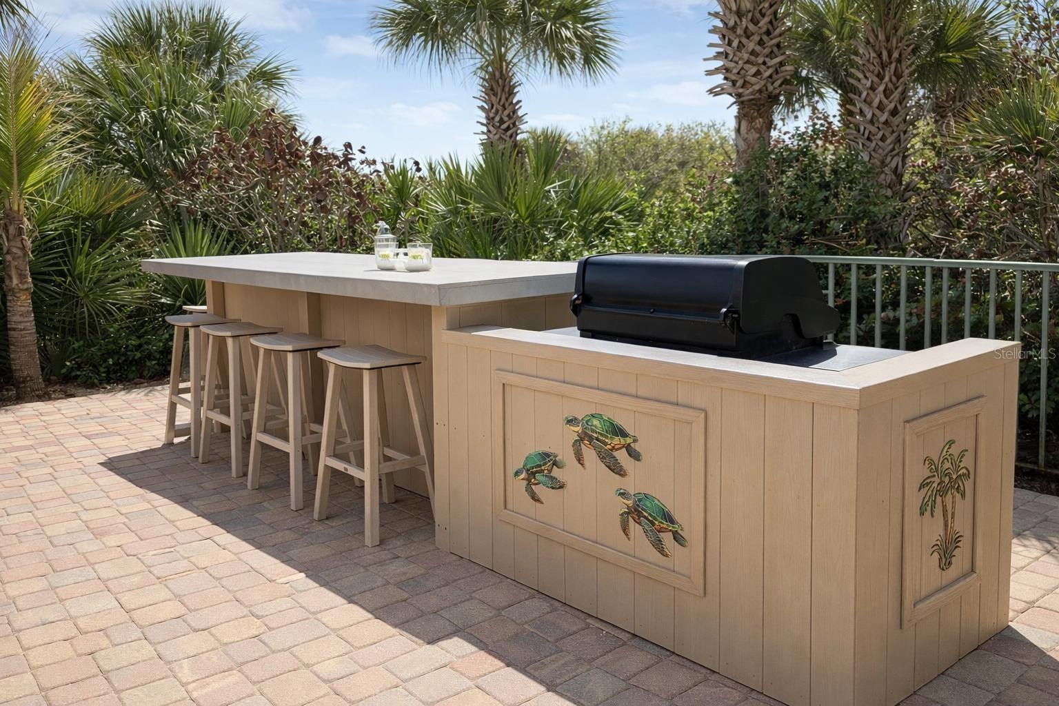 Image 37 of 57 For 420 Harding Avenue 301