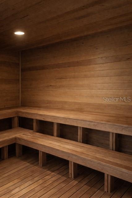 Image 39 of 57 For 420 Harding Avenue 301