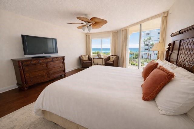 Image 8 of 57 For 420 Harding Avenue 301