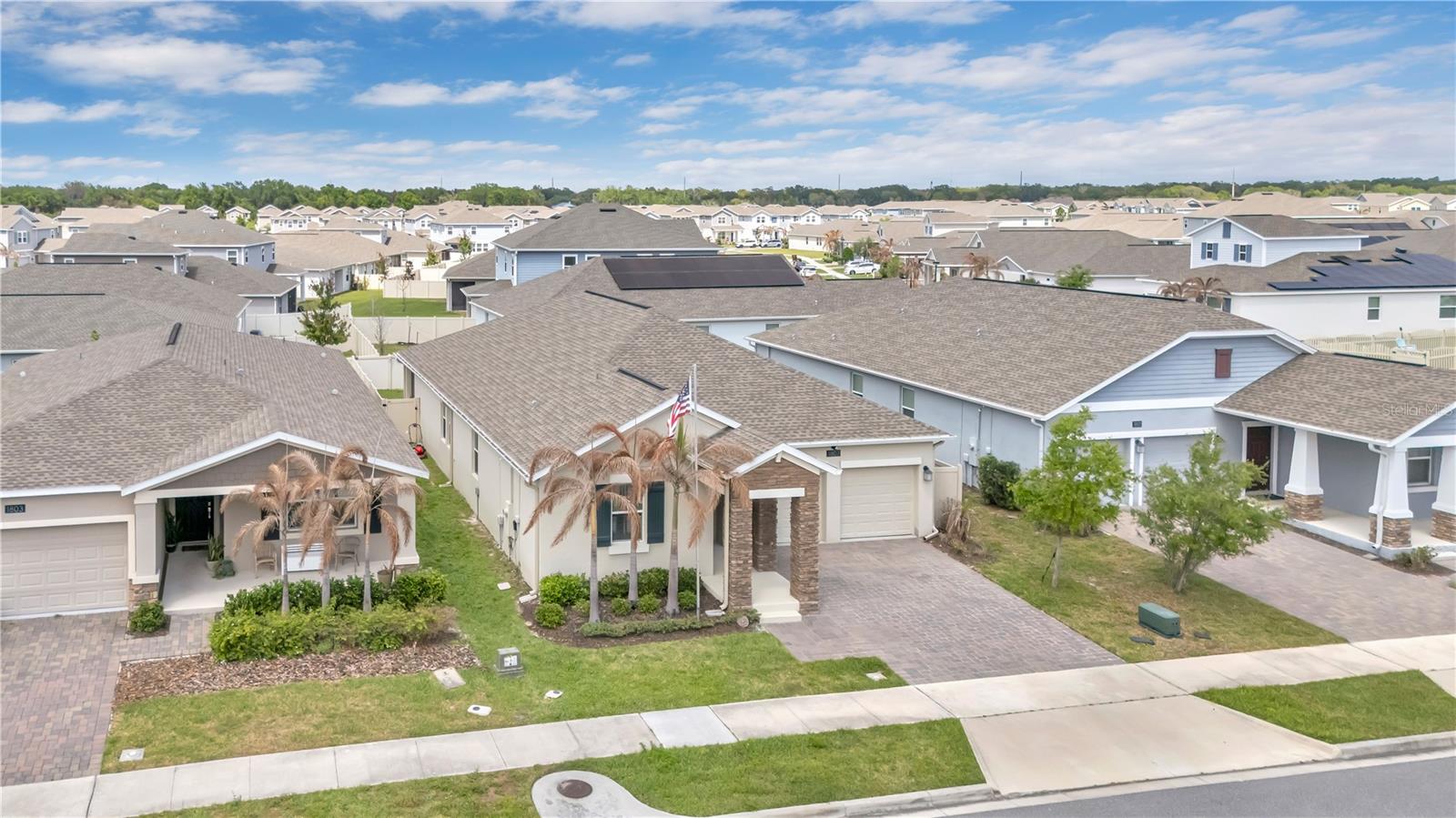 Image 25 of 33 For 1807 Good Neighbor Loop