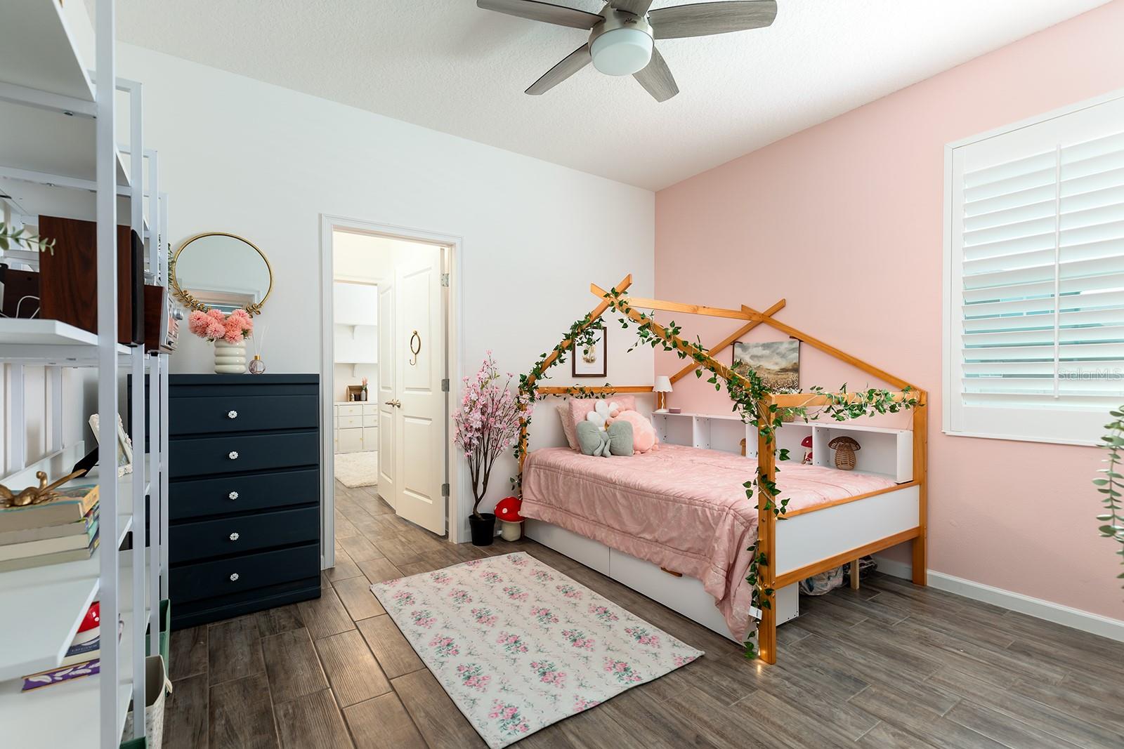 Image 14 of 25 For 2451 Rush Bay Way