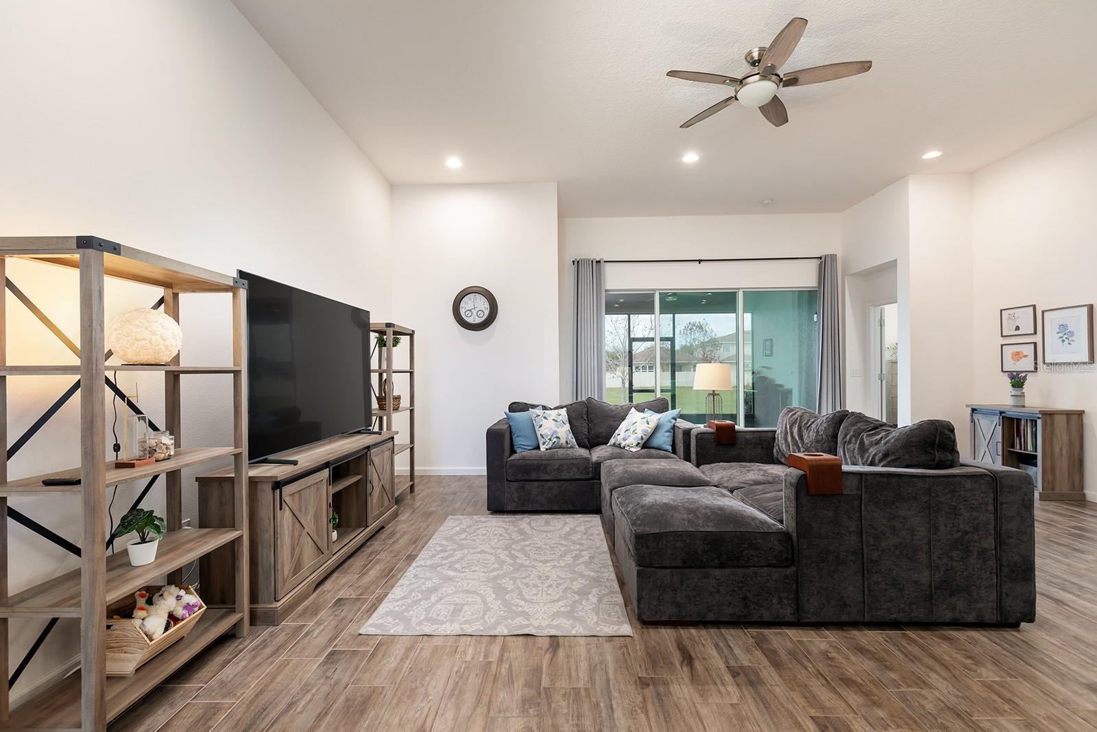 Image 3 of 25 For 2451 Rush Bay Way