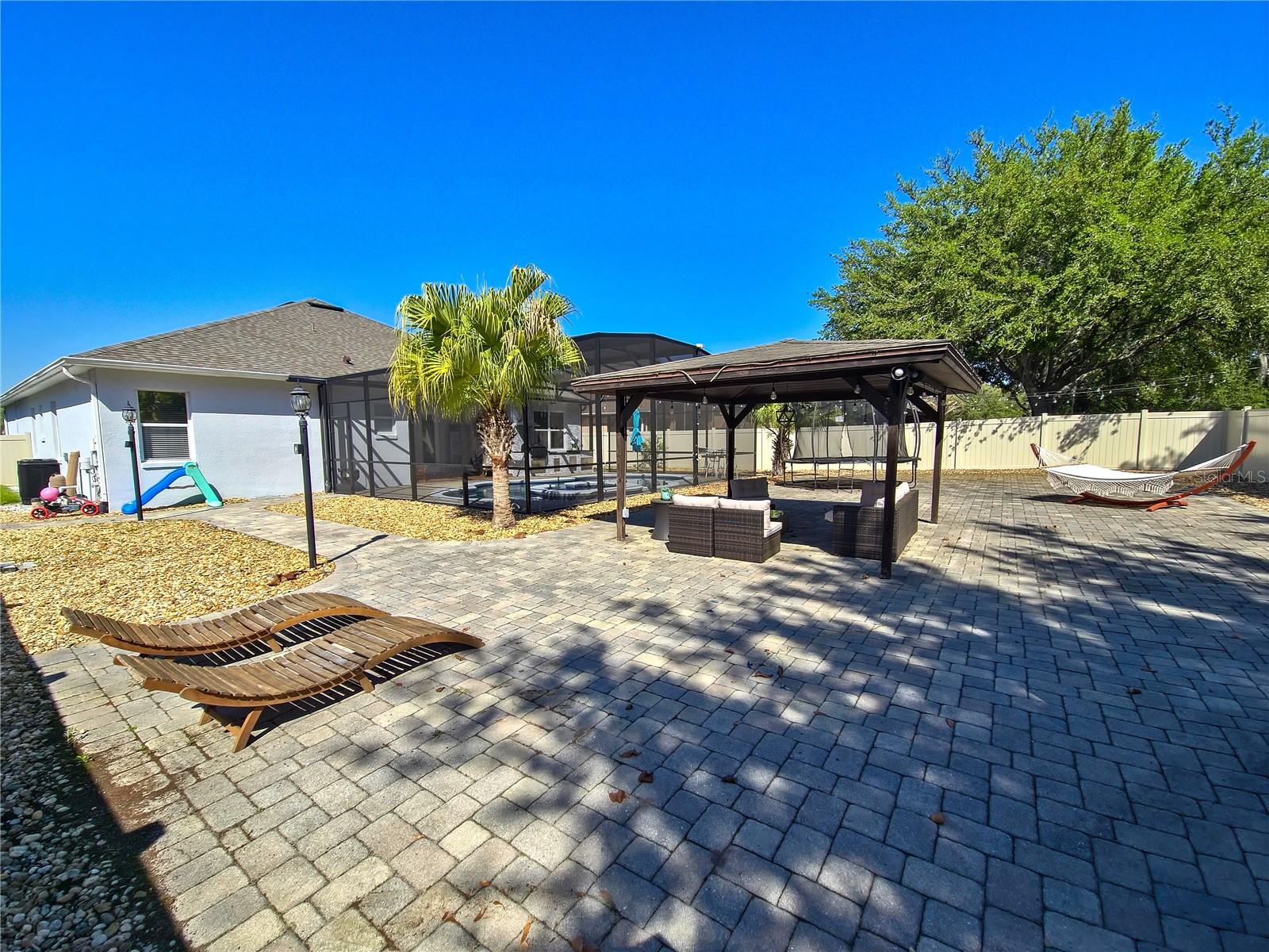 Image 11 of 37 For 4207 Flora Vista Drive