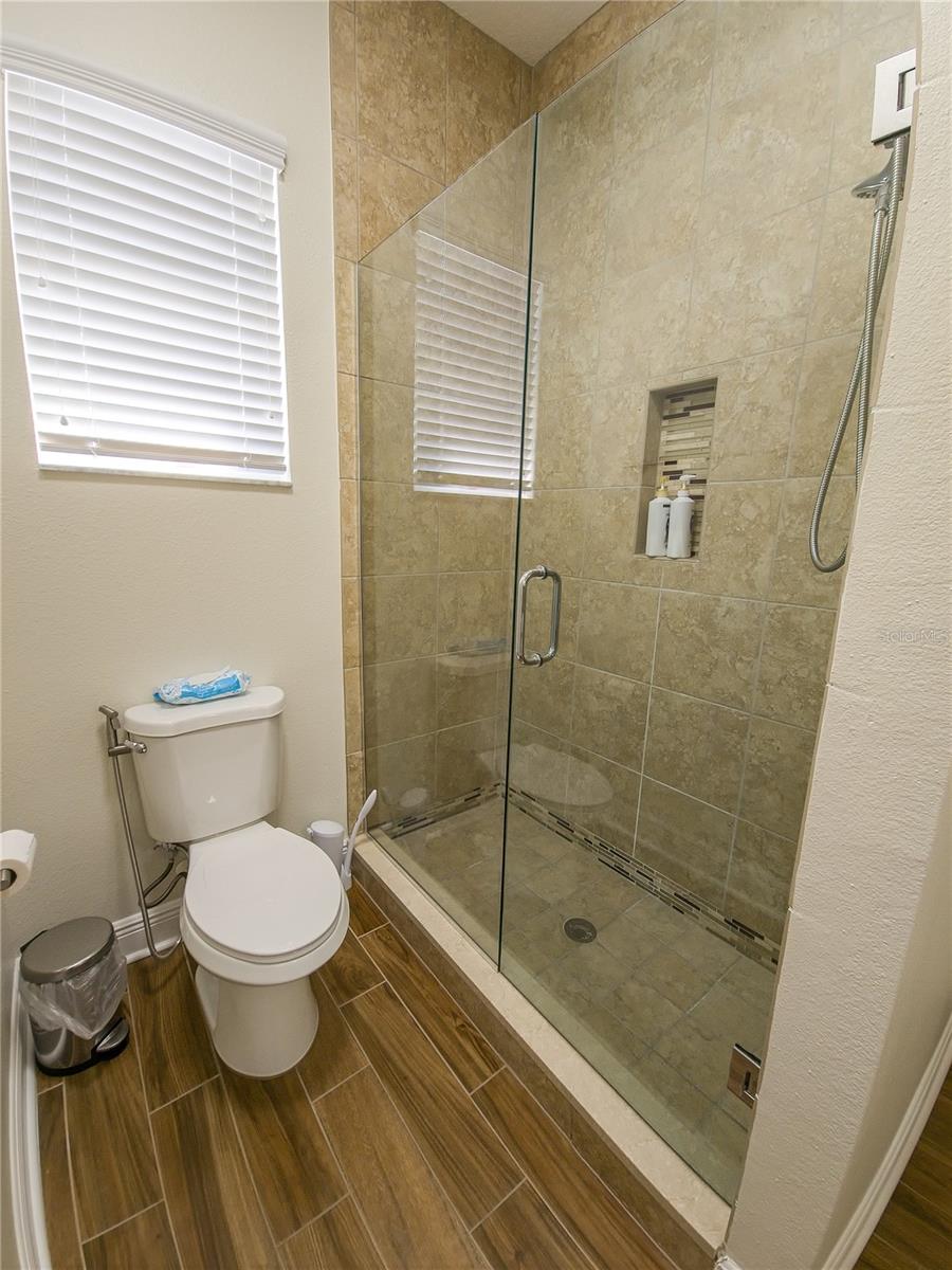 Image 23 of 37 For 4207 Flora Vista Drive