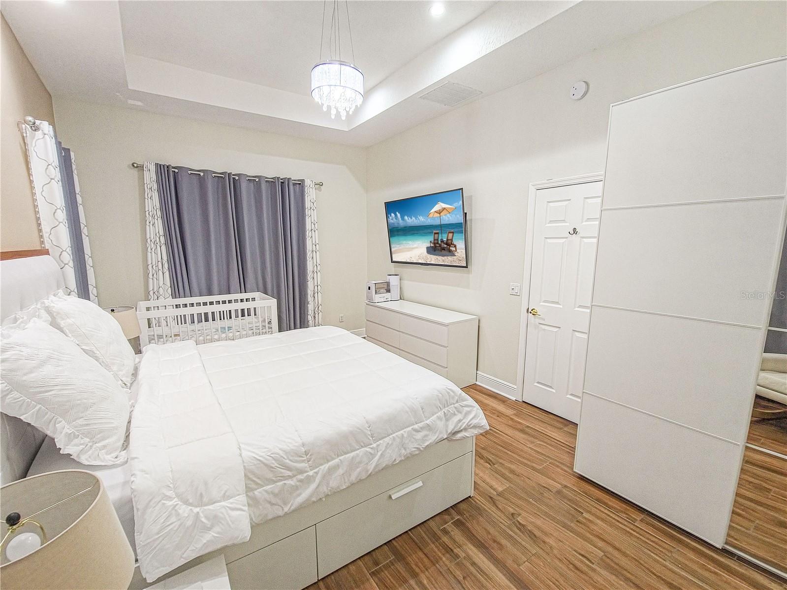 Image 32 of 37 For 4207 Flora Vista Drive