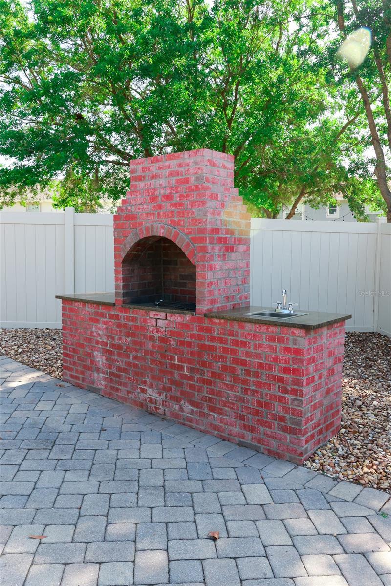 Image 4 of 37 For 4207 Flora Vista Drive