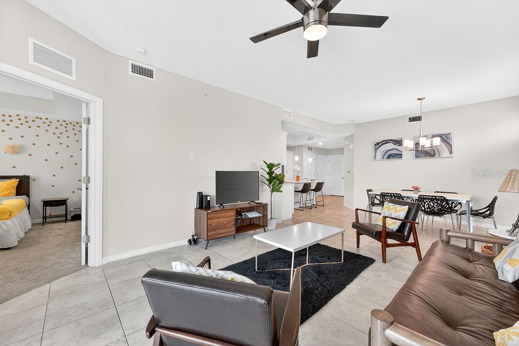 Image 16 of 43 For 3141 Paradox Circle 201