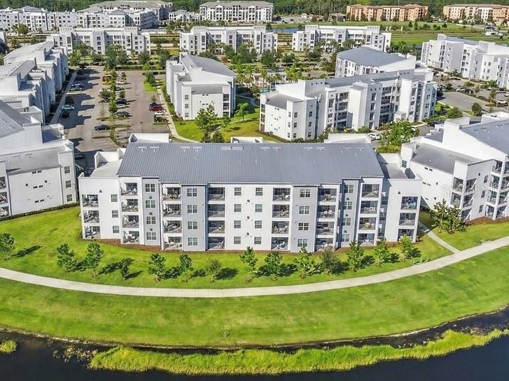 Image 3 of 43 For 3141 Paradox Circle 201