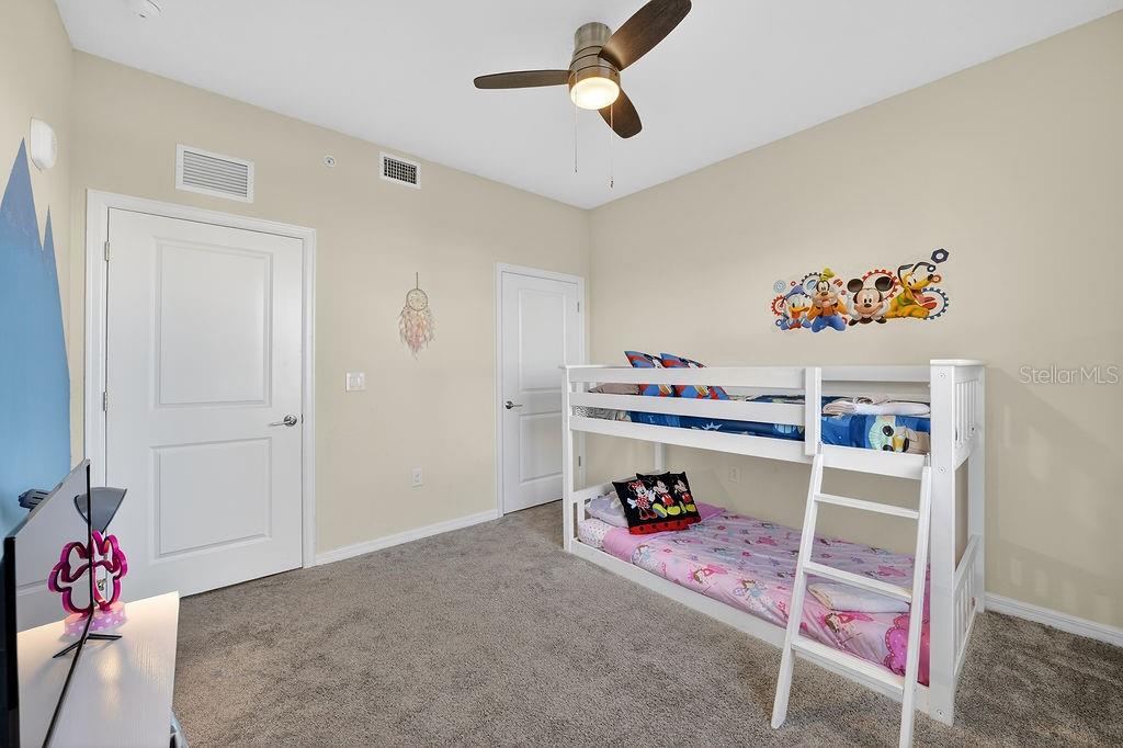 Image 33 of 43 For 3141 Paradox Circle 201