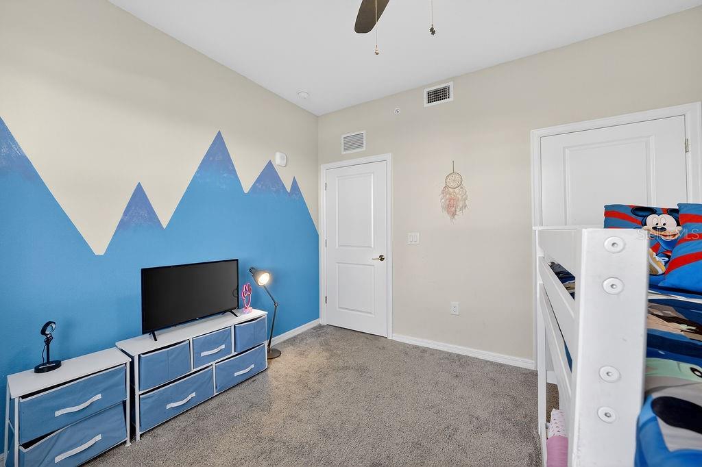 Image 34 of 43 For 3141 Paradox Circle 201