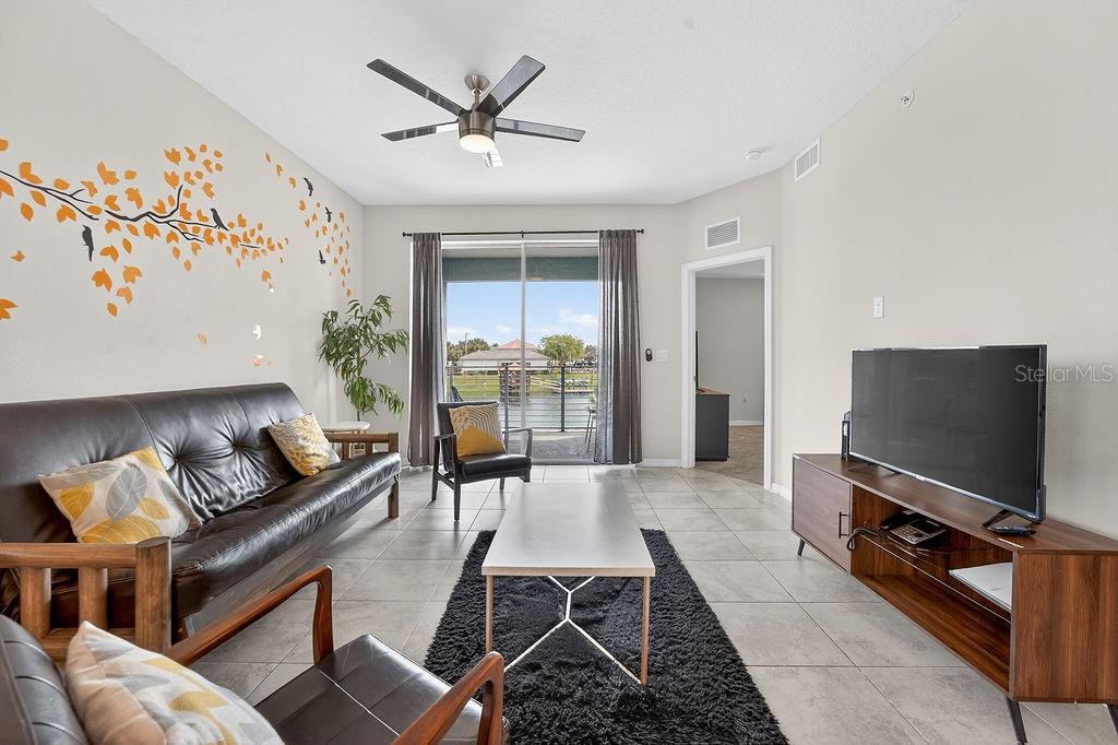 Image 7 of 43 For 3141 Paradox Circle 201