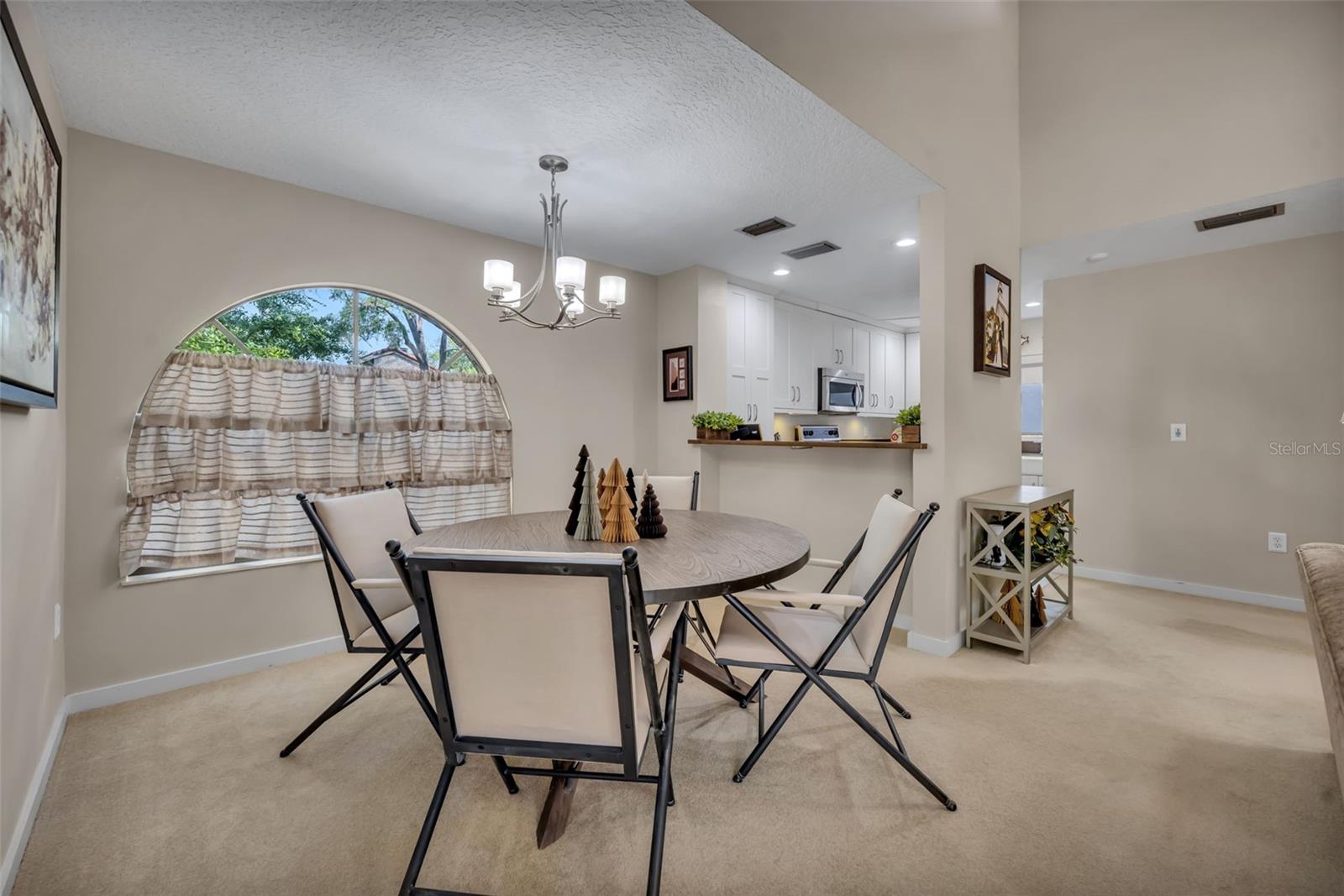 Image 12 of 33 For 1000 Winderley Place 239