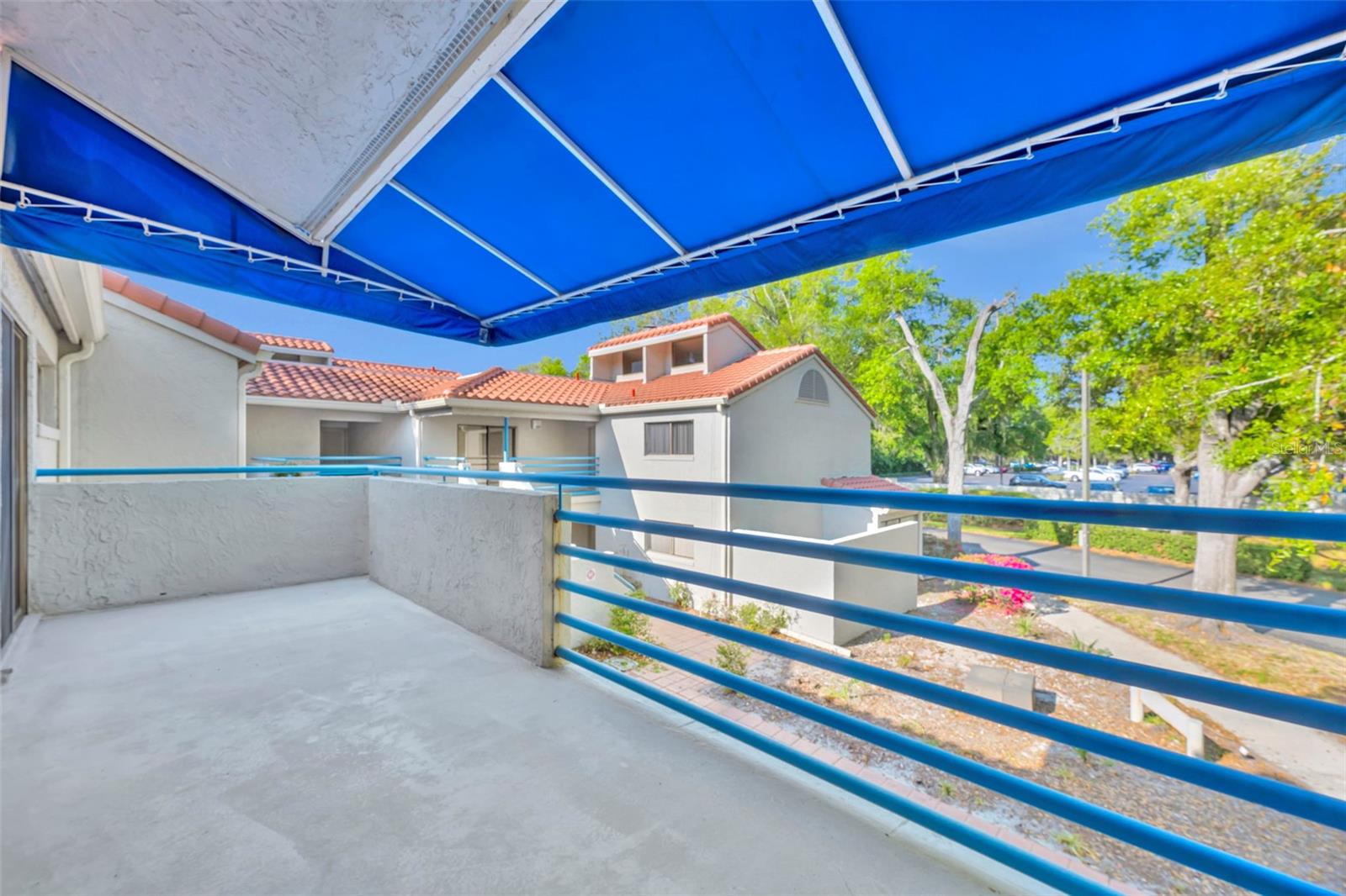 Image 29 of 33 For 1000 Winderley Place 239