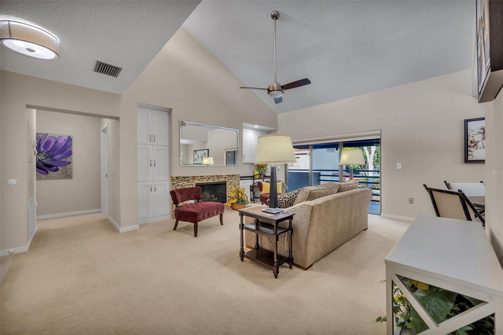 Image 7 of 33 For 1000 Winderley Place 239