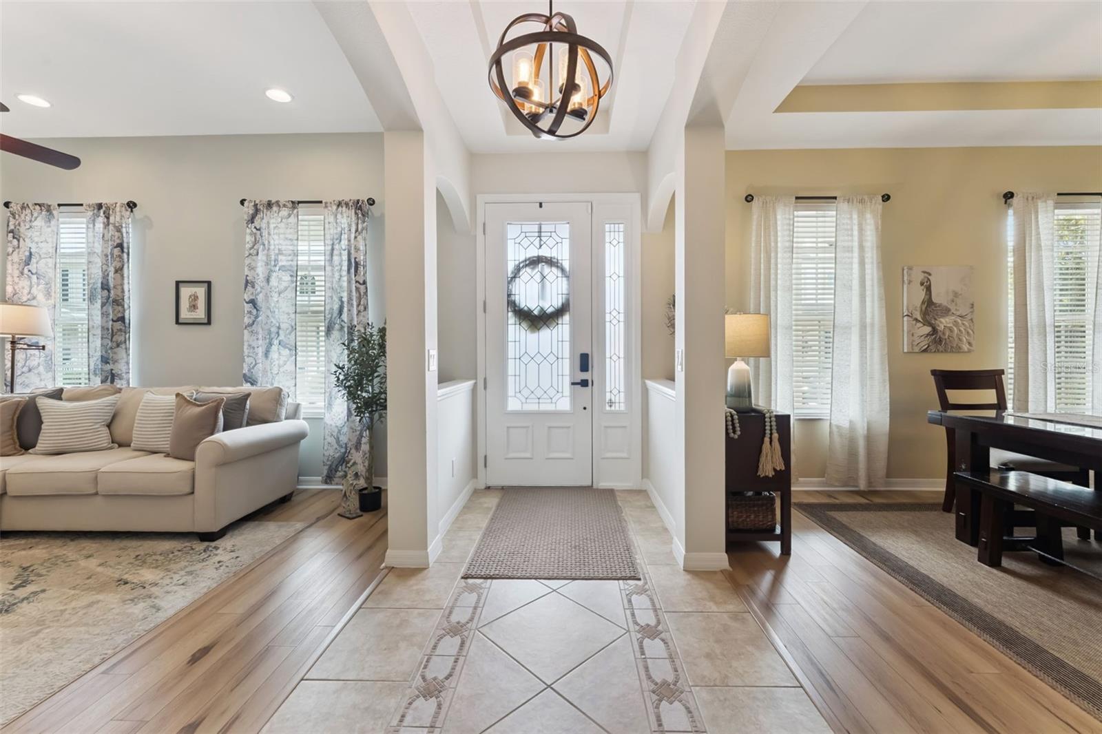 Image 3 of 60 For 420 Park Lake Drive