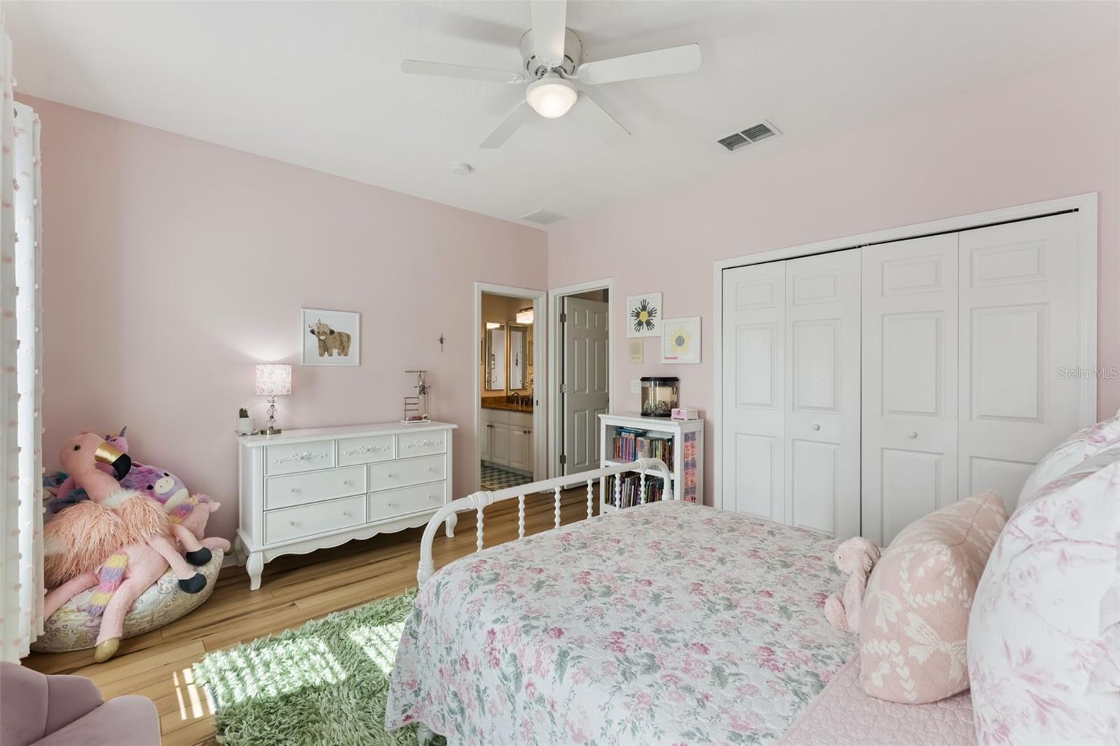 Image 30 of 60 For 420 Park Lake Drive