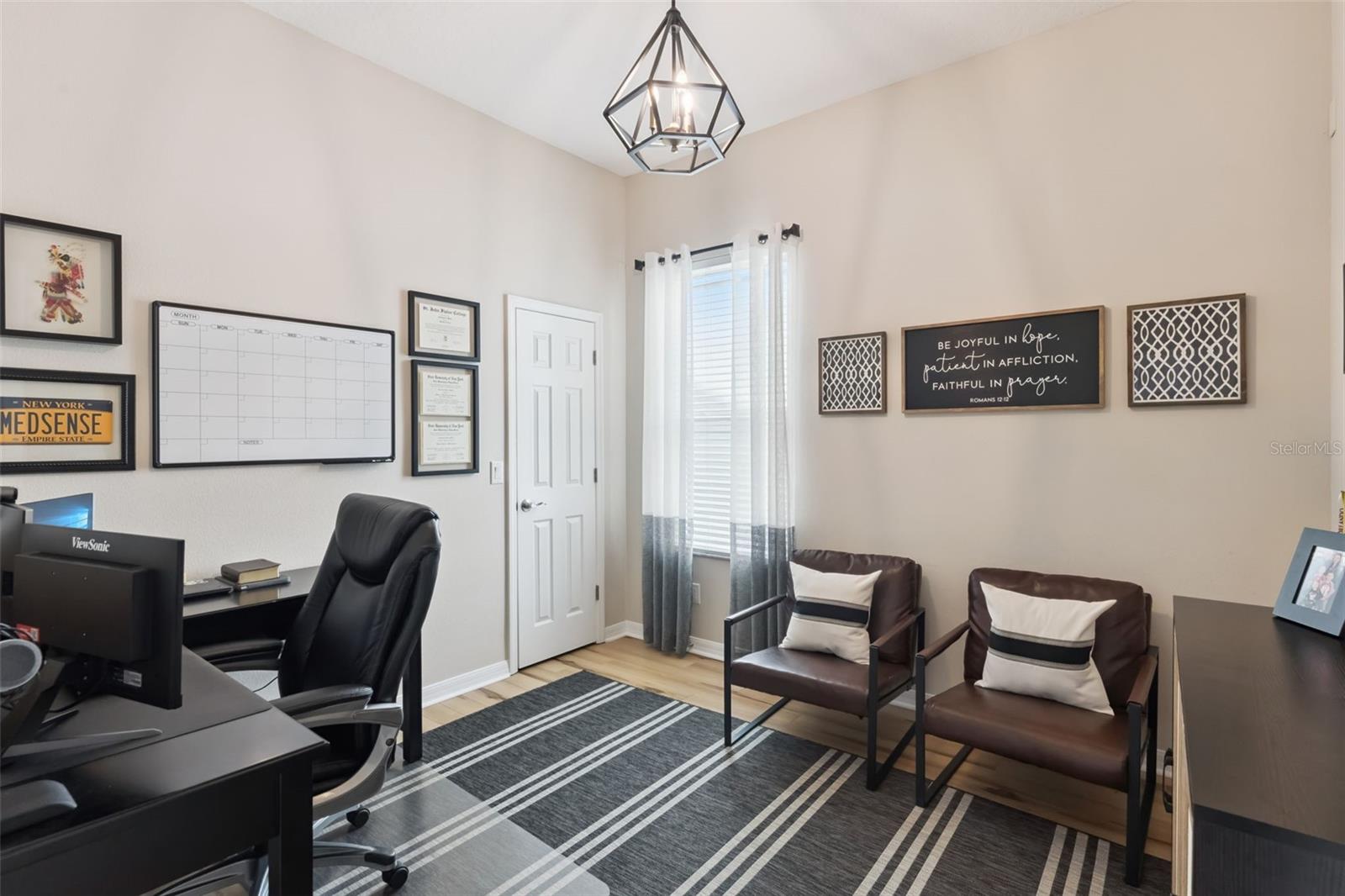 Image 44 of 60 For 420 Park Lake Drive