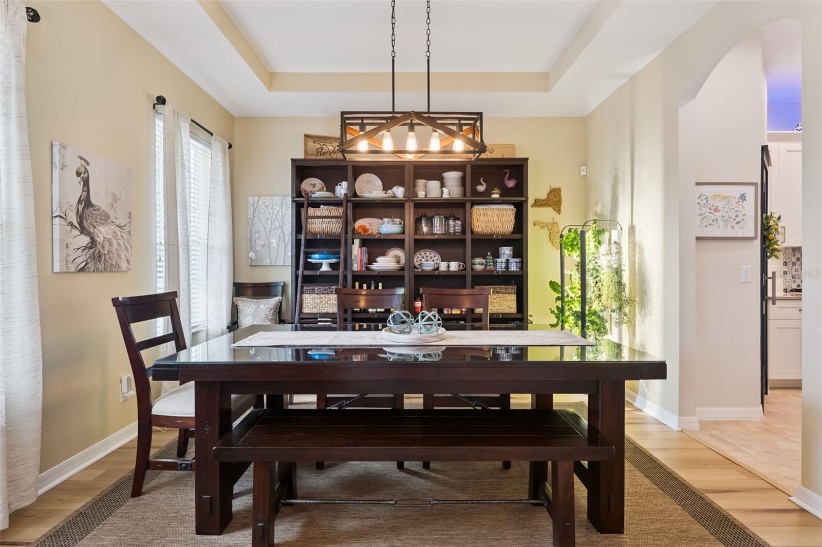 Image 5 of 60 For 420 Park Lake Drive