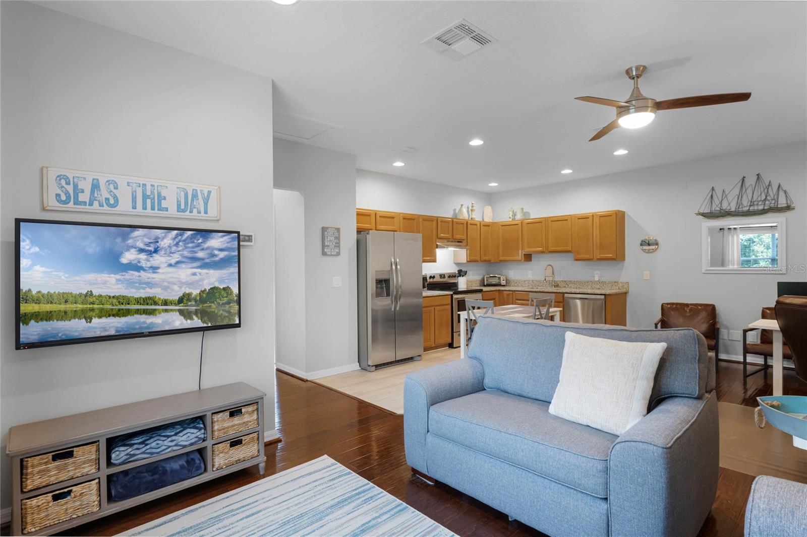 Image 51 of 60 For 420 Park Lake Drive