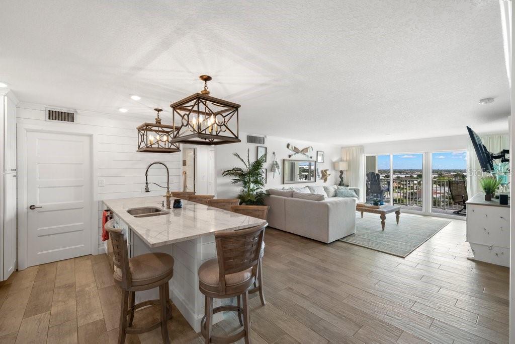 Image 5 of 28 For 420 64th Avenue 804