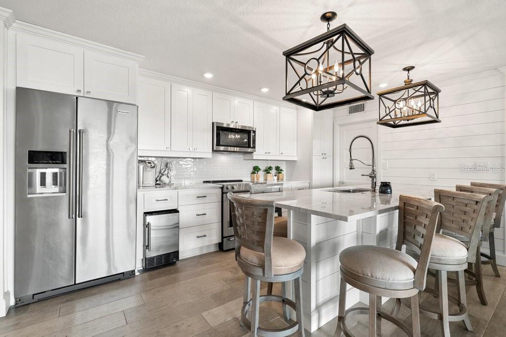 Image 6 of 28 For 420 64th Avenue 804