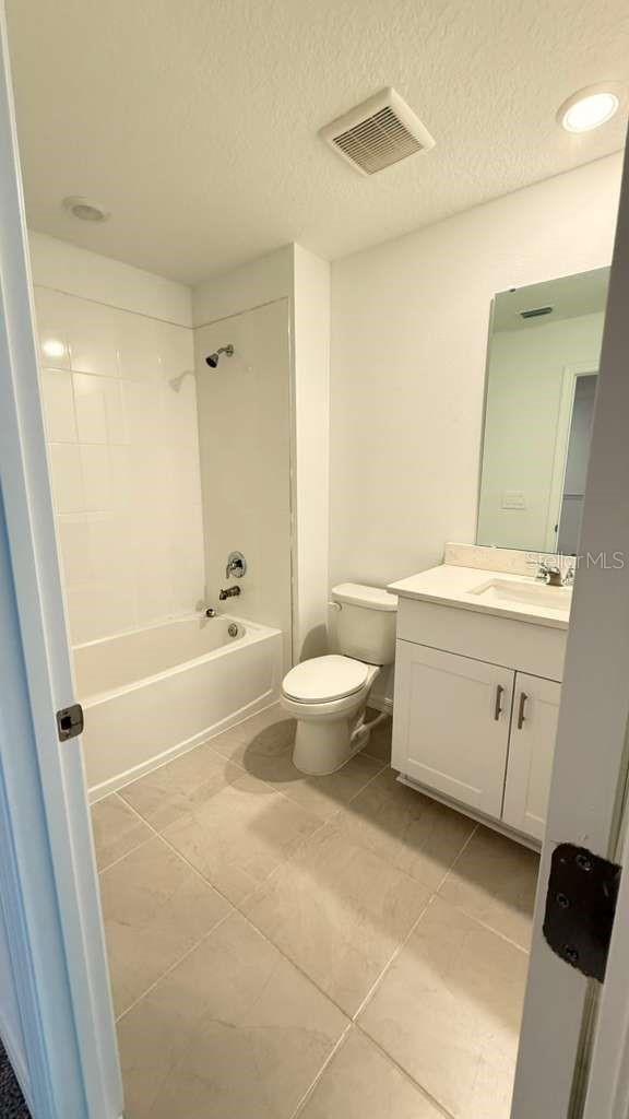 Image 19 of 37 For 16440 Happy Eagle Drive