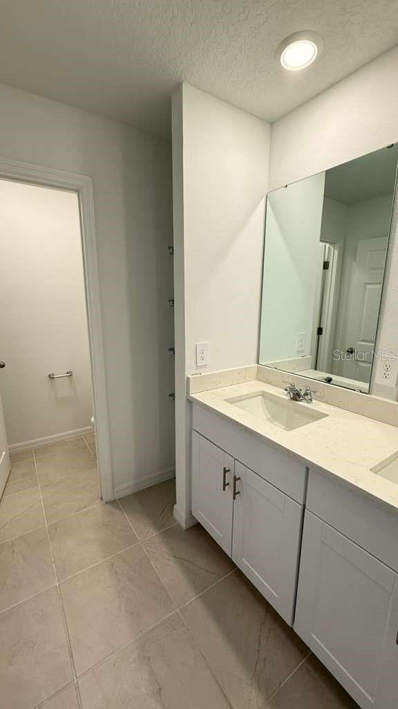 Image 26 of 37 For 16440 Happy Eagle Drive