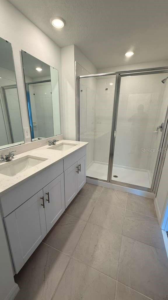 Image 28 of 37 For 16440 Happy Eagle Drive