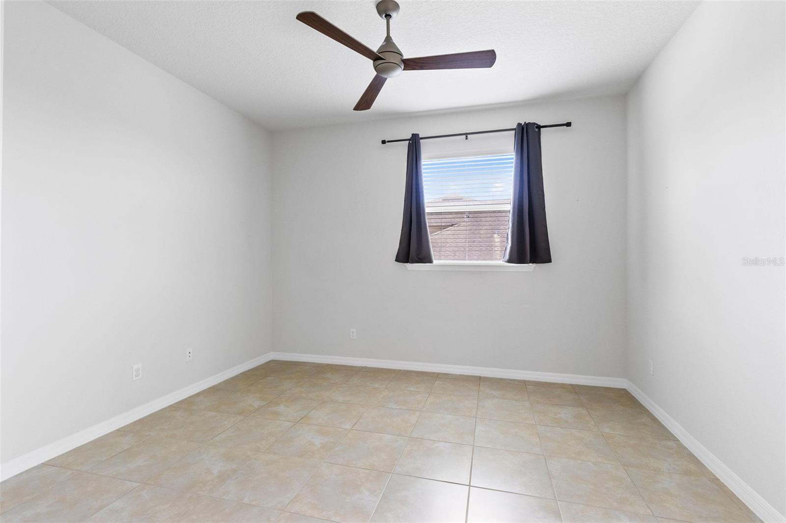 Image 17 of 39 For 30139 Hackney Loop