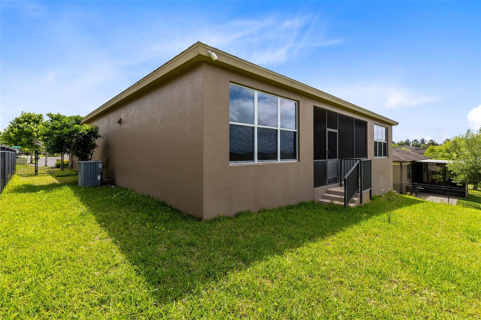 Image 29 of 39 For 30139 Hackney Loop