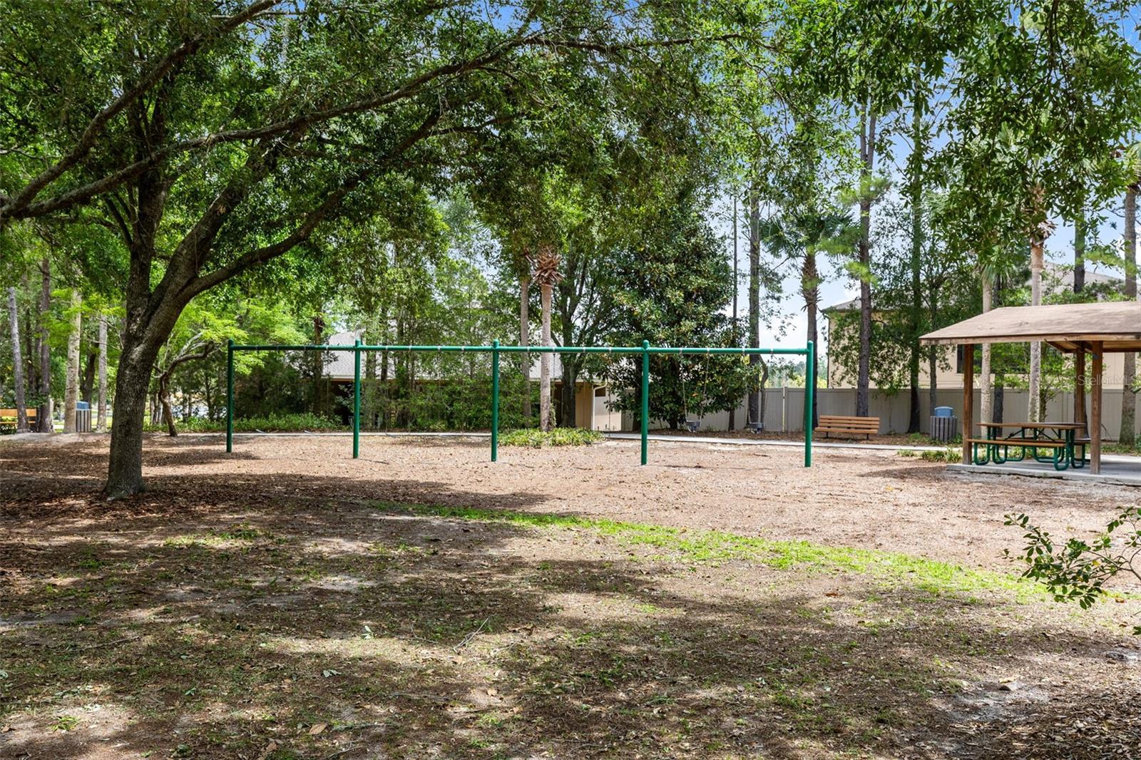 Image 34 of 39 For 30139 Hackney Loop