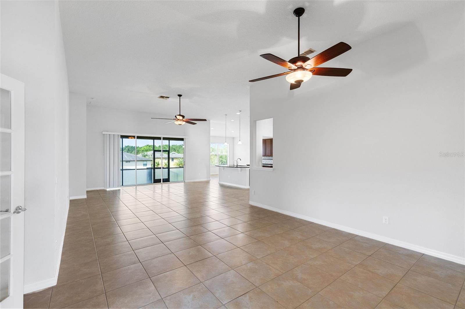 Image 4 of 39 For 30139 Hackney Loop