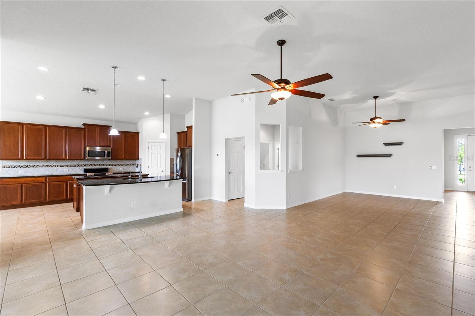 Image 9 of 39 For 30139 Hackney Loop