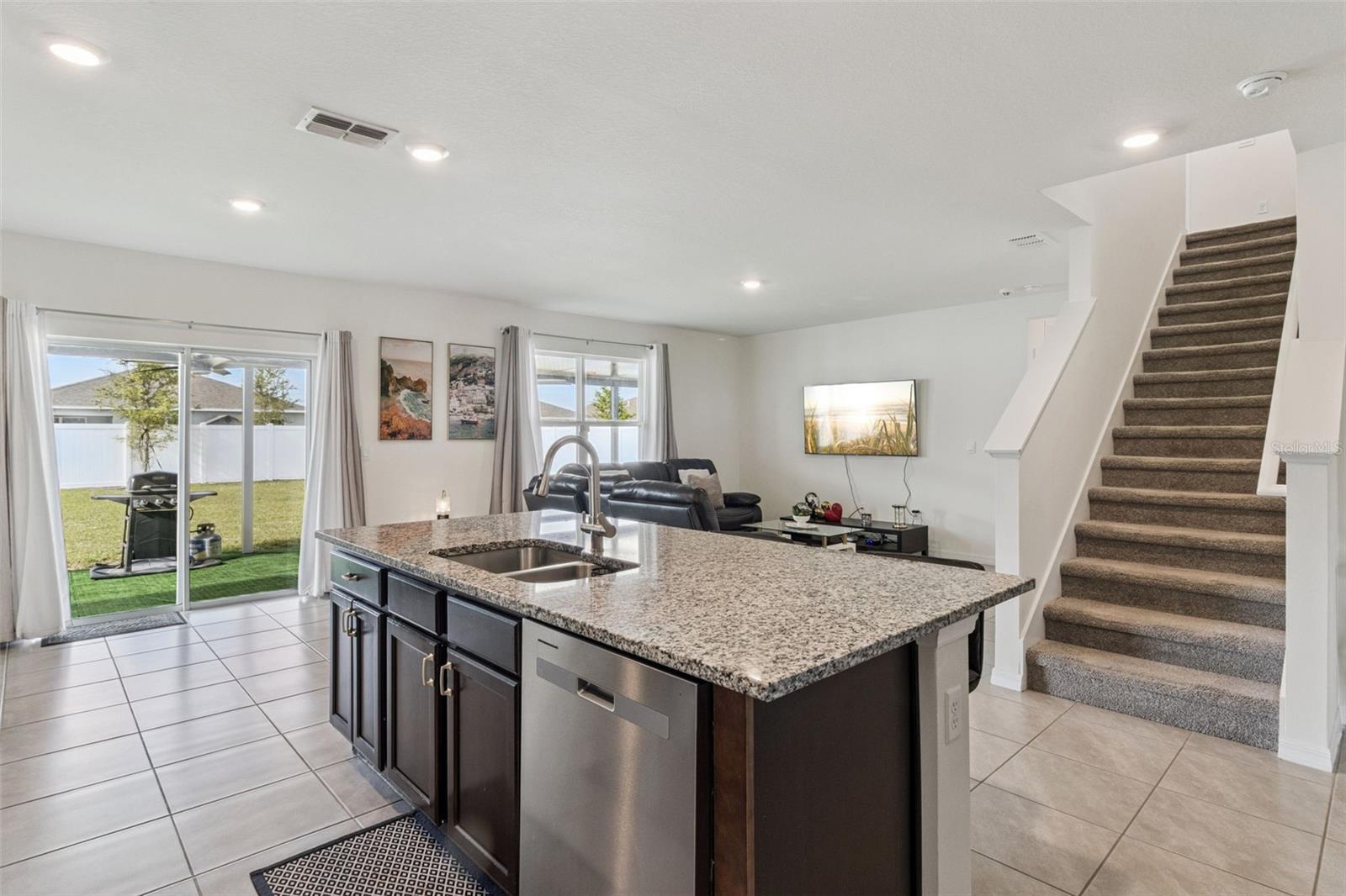 Image 10 of 45 For 3914 Resting Robin Avenue