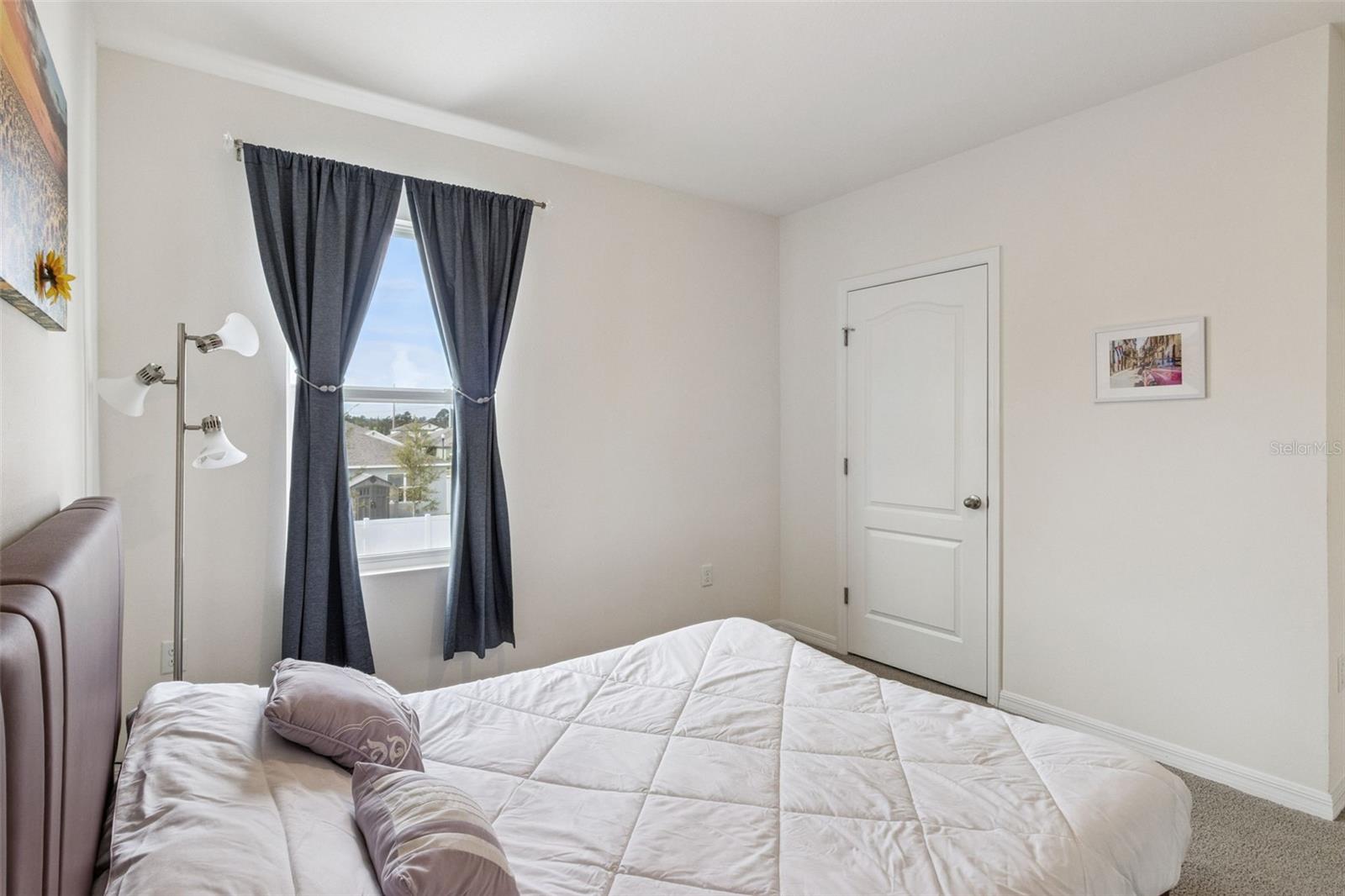 Image 24 of 45 For 3914 Resting Robin Avenue