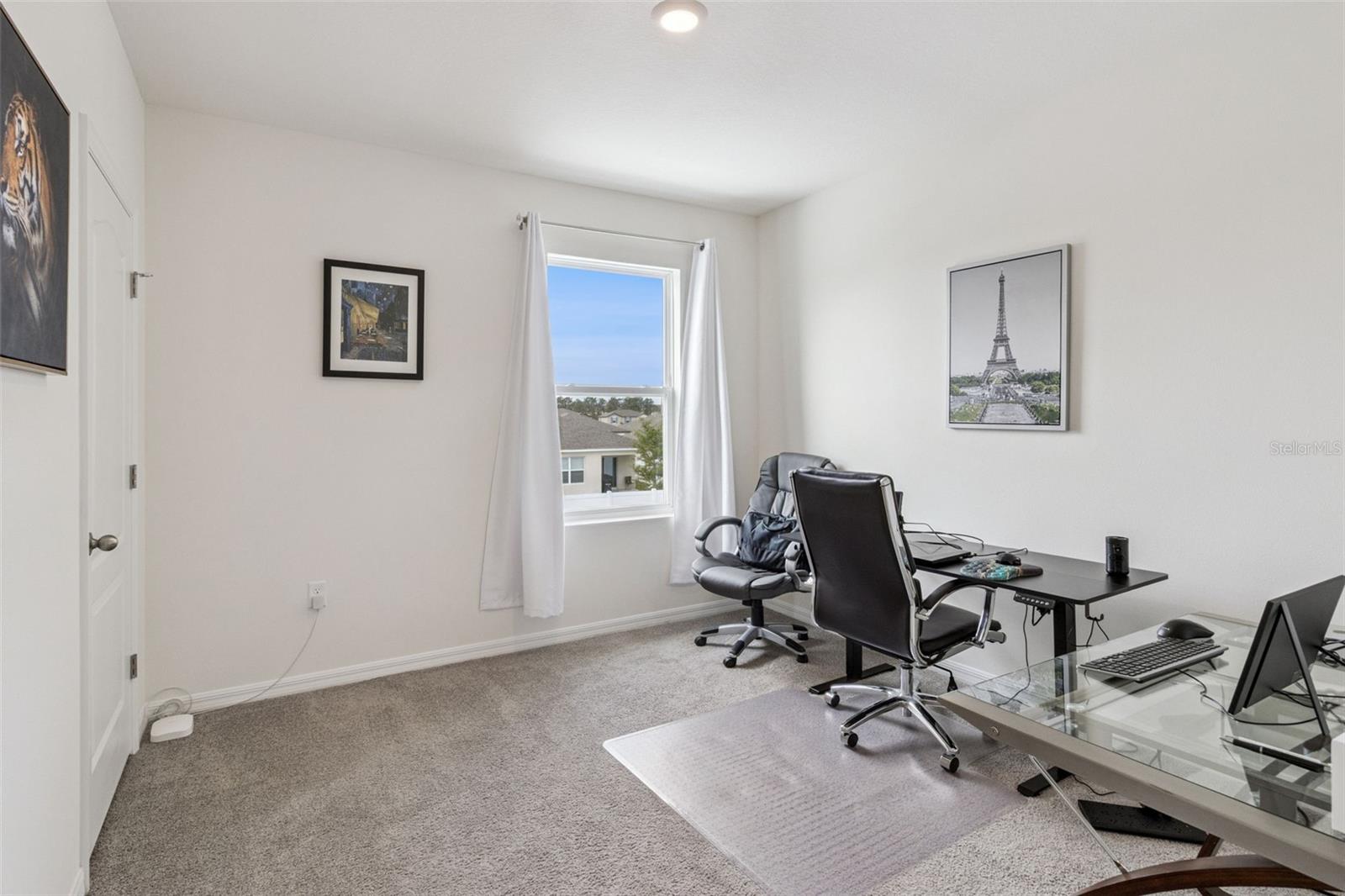 Image 31 of 45 For 3914 Resting Robin Avenue