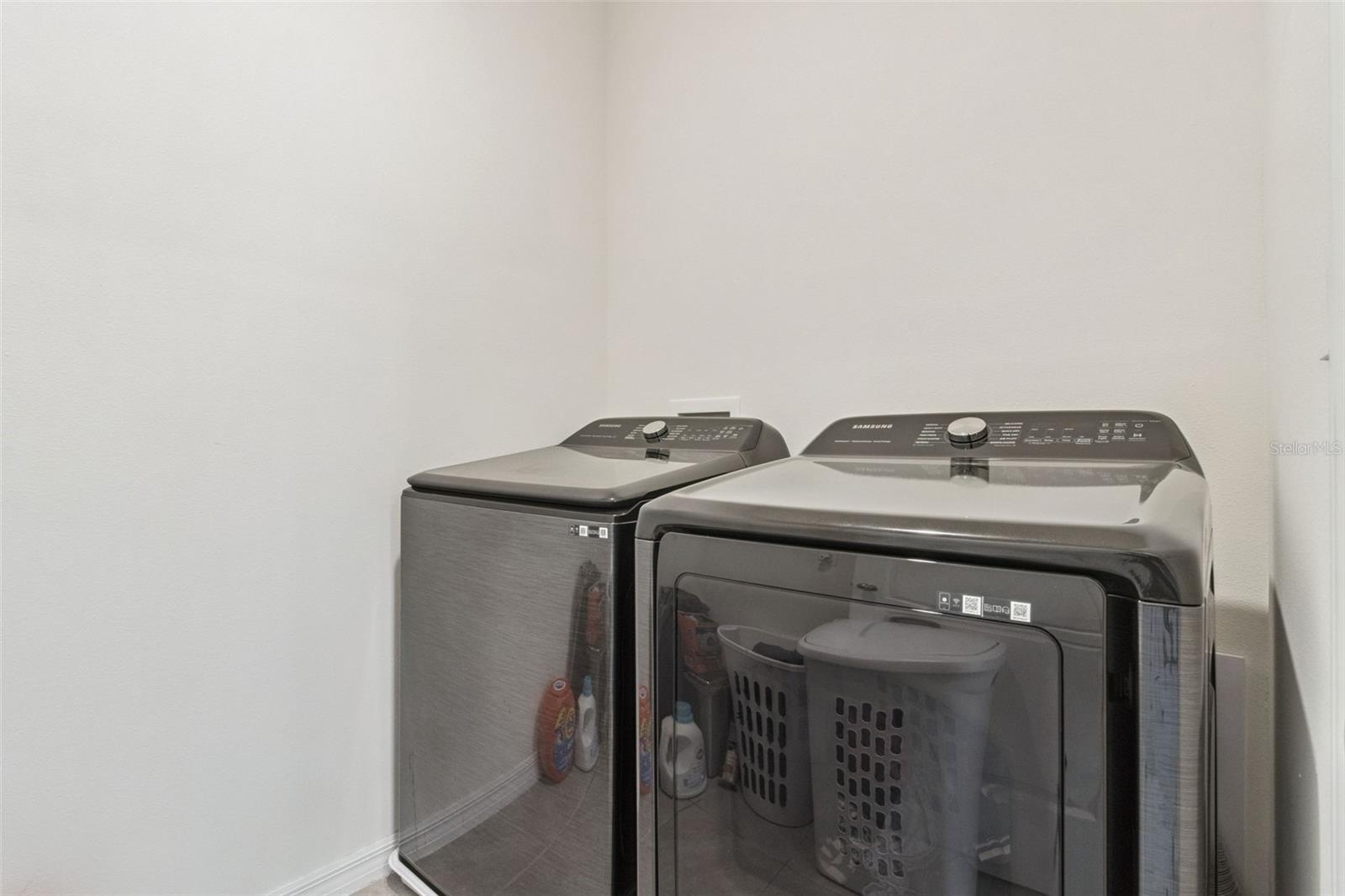 Image 34 of 45 For 3914 Resting Robin Avenue