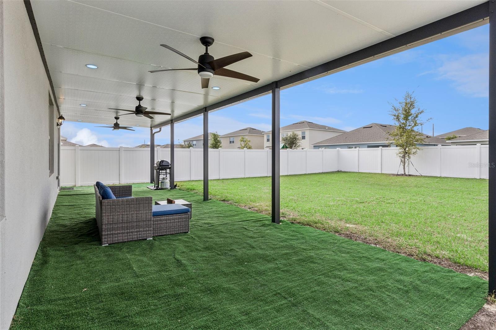 Image 38 of 45 For 3914 Resting Robin Avenue