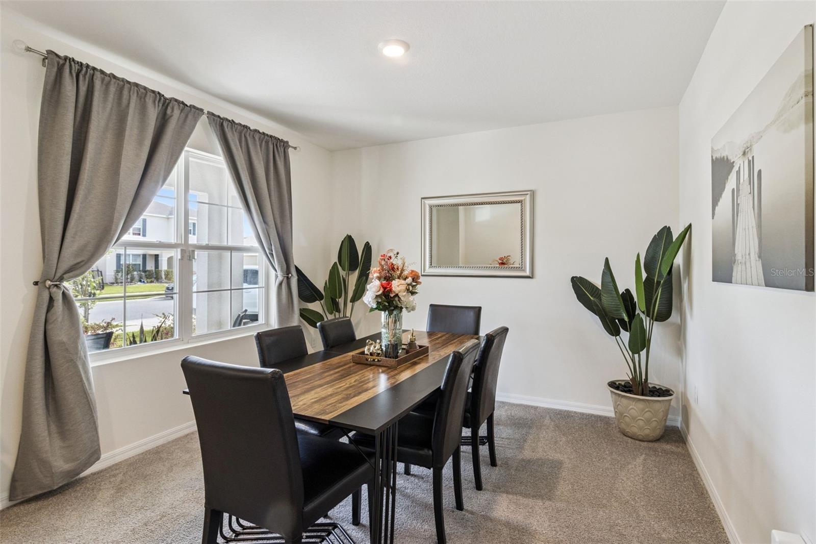 Image 5 of 45 For 3914 Resting Robin Avenue