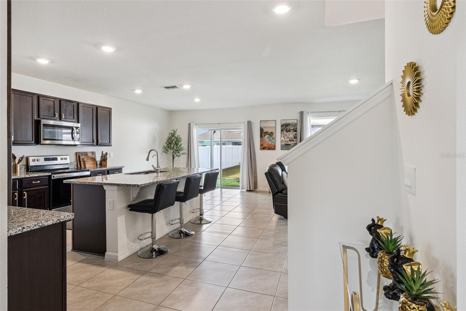 Image 7 of 45 For 3914 Resting Robin Avenue