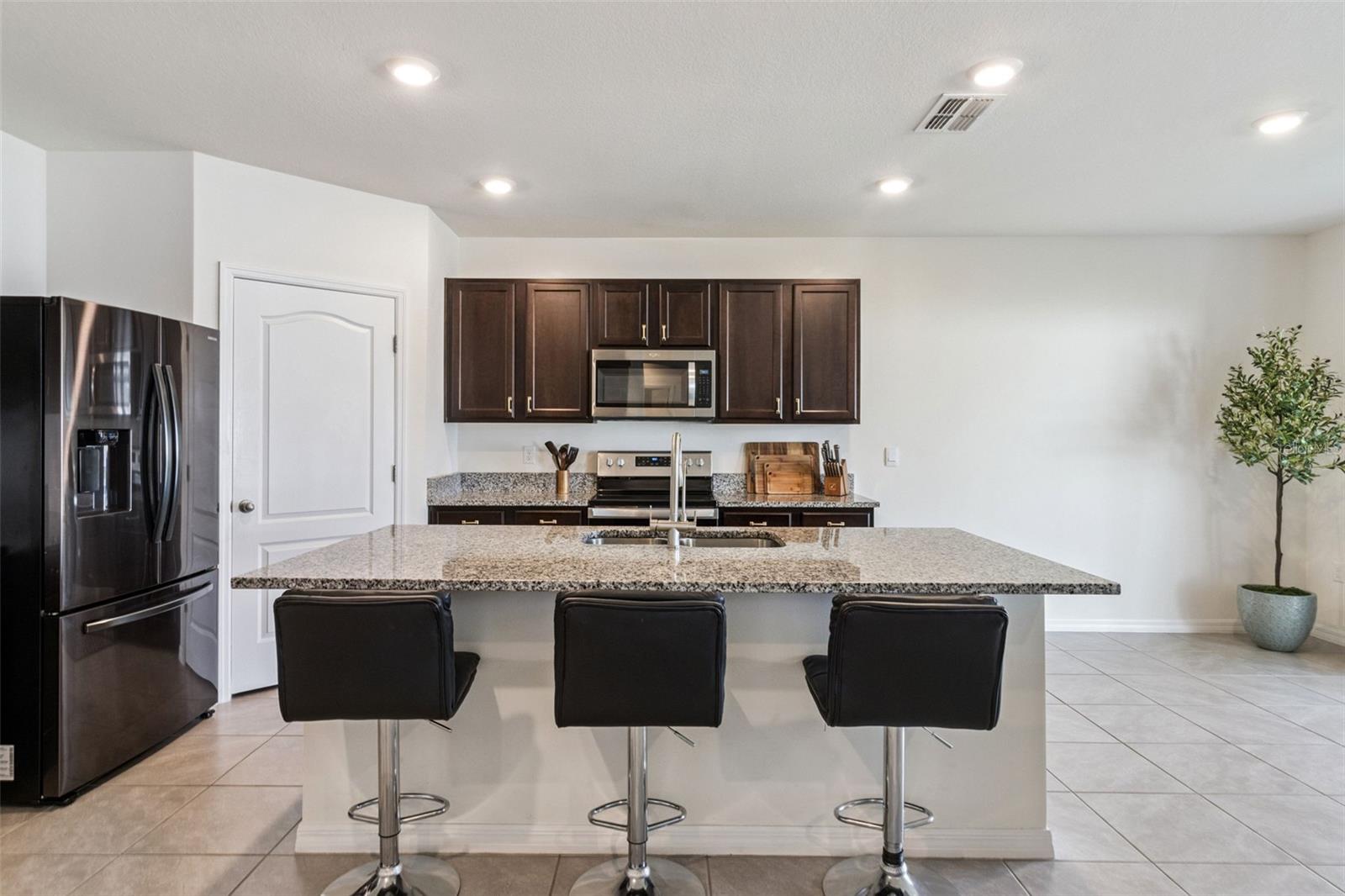 Image 9 of 45 For 3914 Resting Robin Avenue