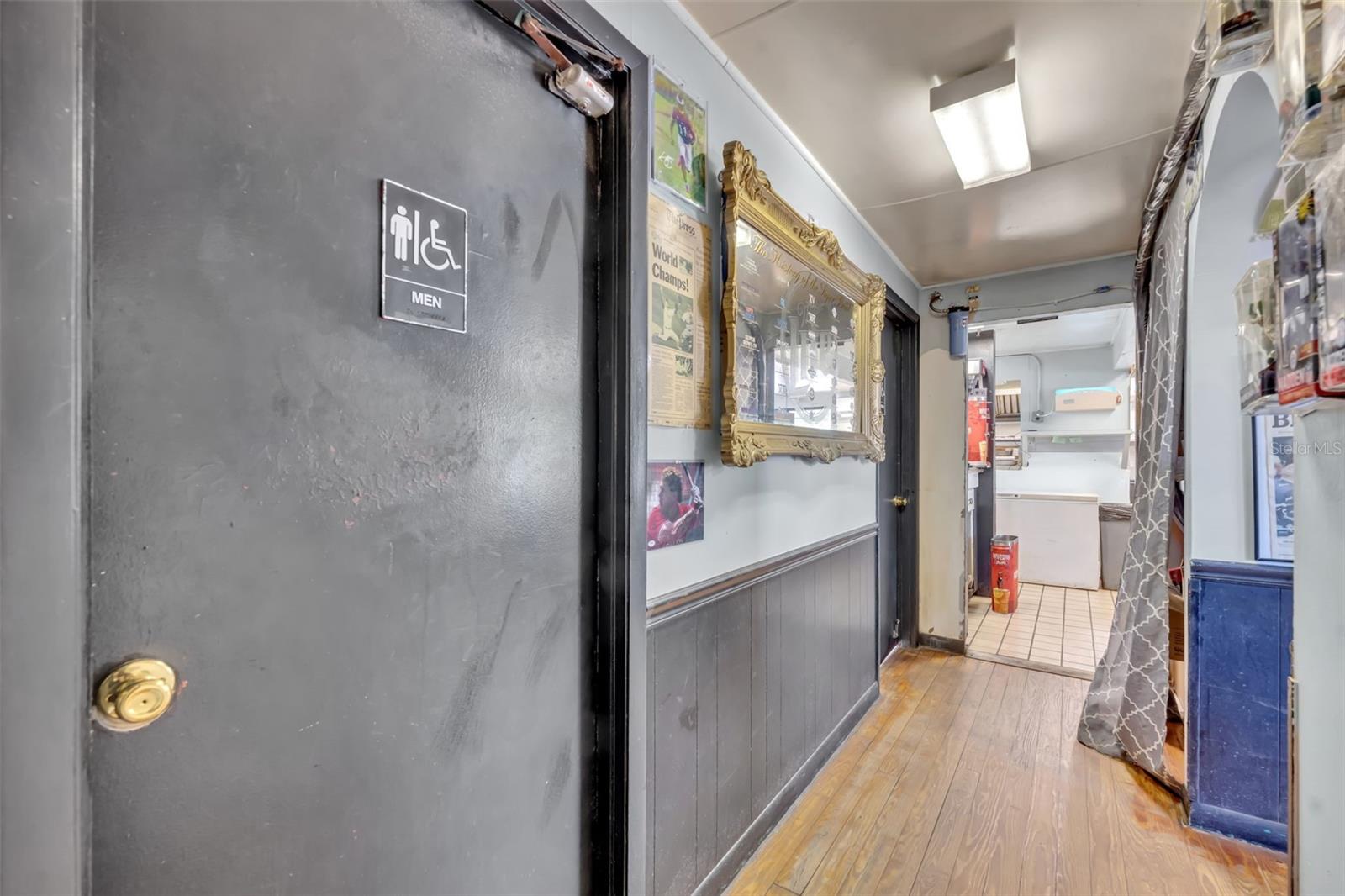 Image 17 of 72 For 2200 Volusia Avenue