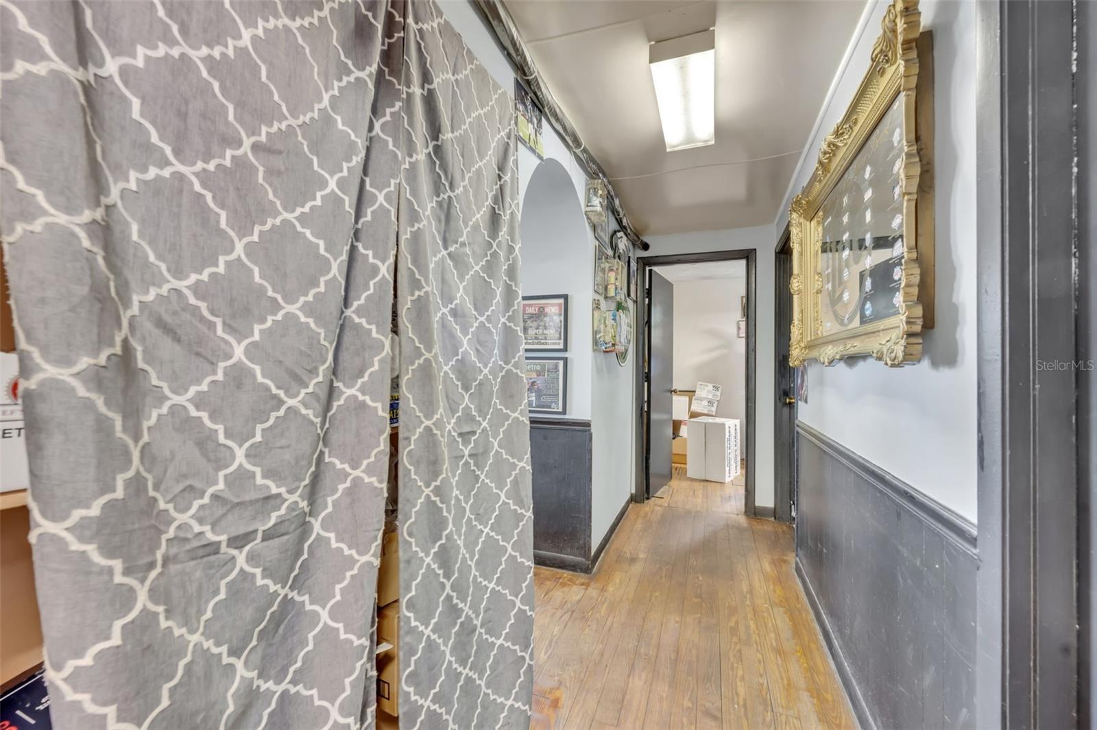 Image 18 of 72 For 2200 Volusia Avenue