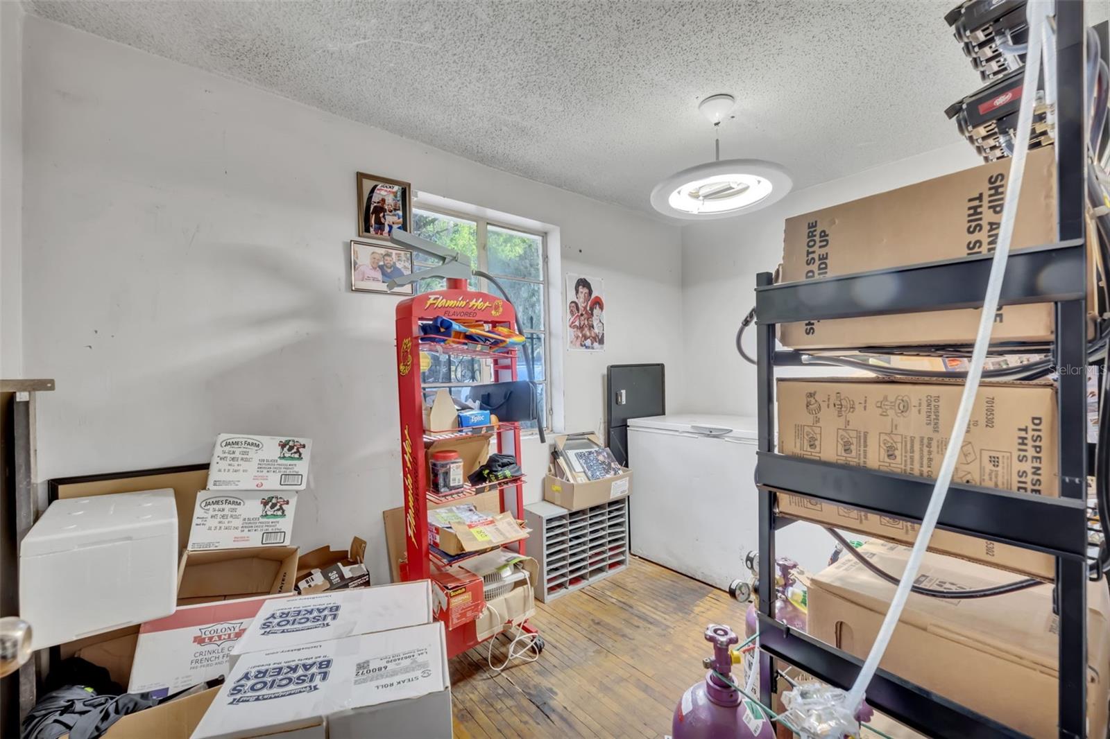 Image 19 of 72 For 2200 Volusia Avenue