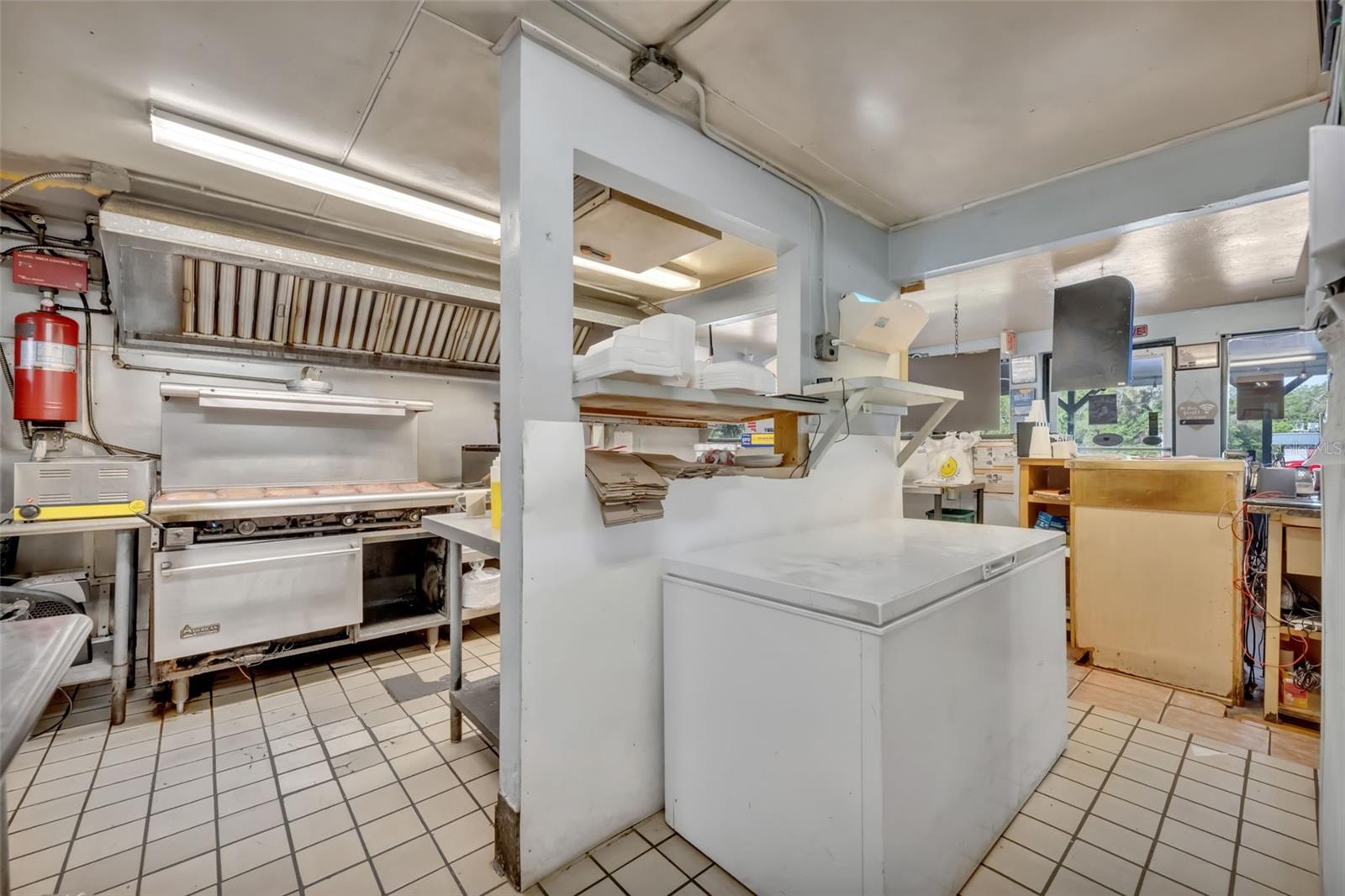 Image 25 of 72 For 2200 Volusia Avenue