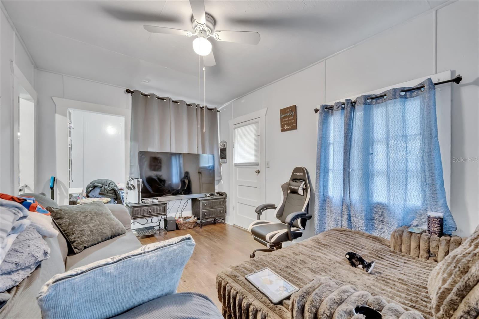 Image 38 of 72 For 2200 Volusia Avenue